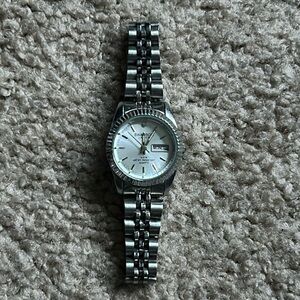 Swanson women’s vintage dainty silver‎ stainless steel bracelet watch one size